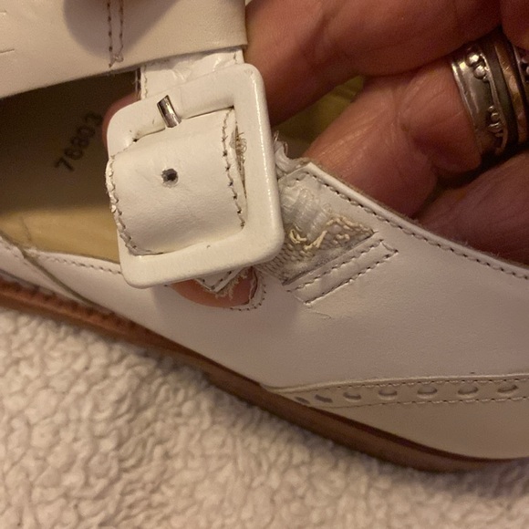 Kenneth Cole saddle shoe flats - Picture 6 of 6